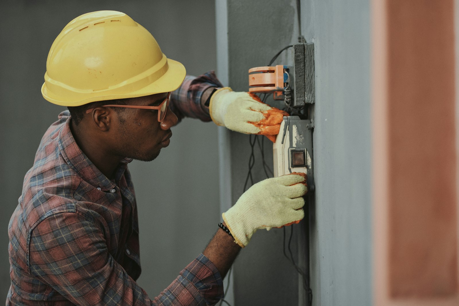 VoltFix electrician website
